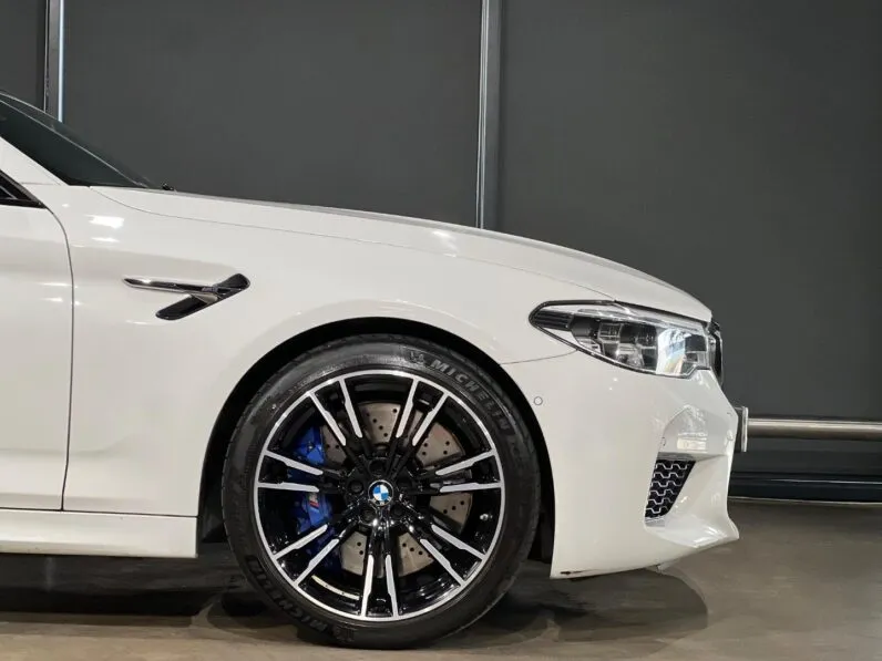 2018 BMW M5 Standard Edition full