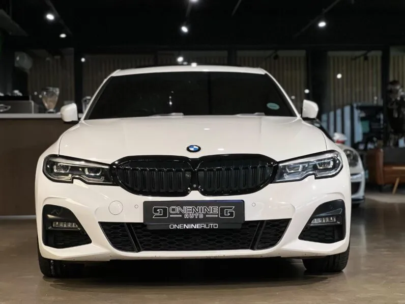 2019 BMW 3 Series 330d M Sport full