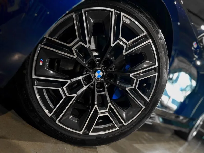 2024 BMW 5 Series 520d M SPORT PRO full