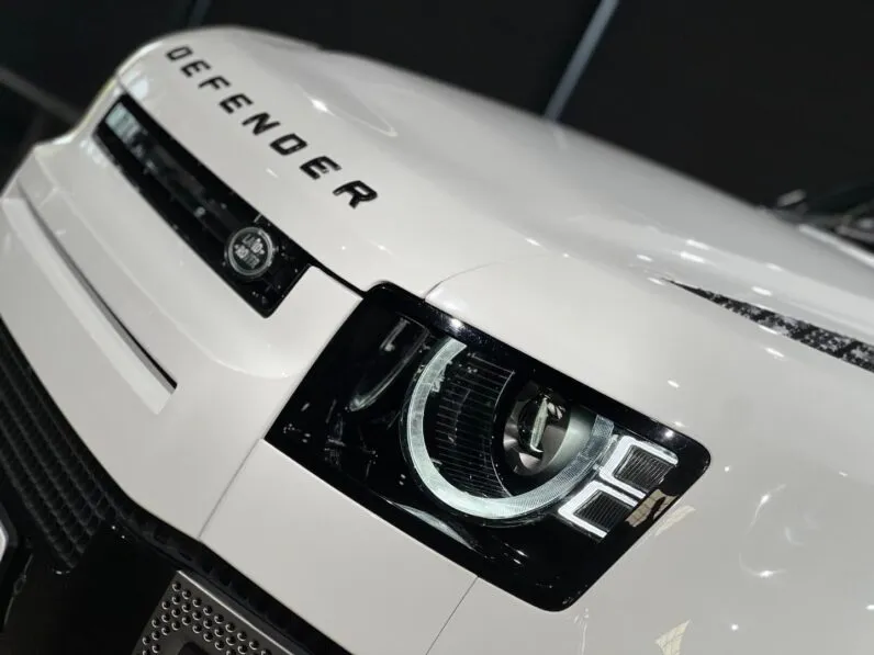 2025 Land Rover Defender 130 D350 X-Dynamic HSE full