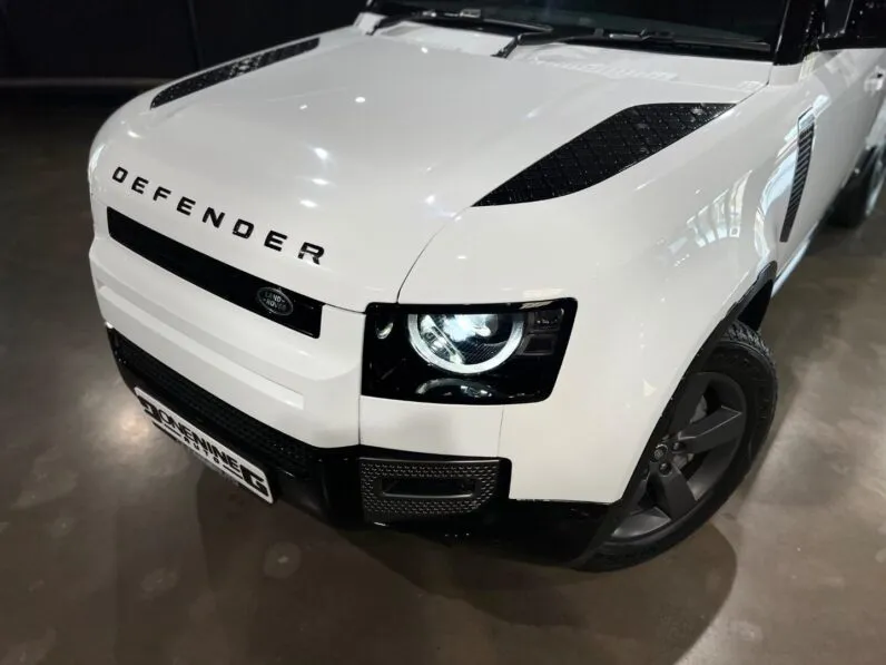 2025 Land Rover Defender 130 D350 X-Dynamic HSE full