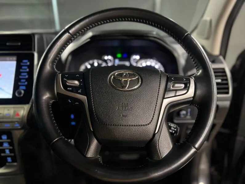 2021 Toyota Land Cruiser Prado 2.8GD VX full