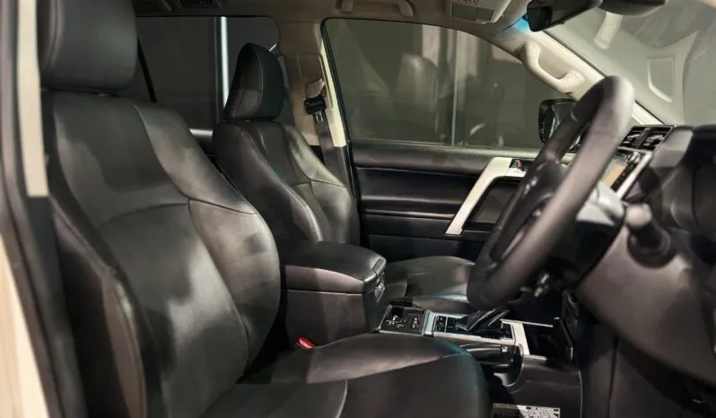 2017 Toyota Land Cruiser Prado 3.0DT VX-L full