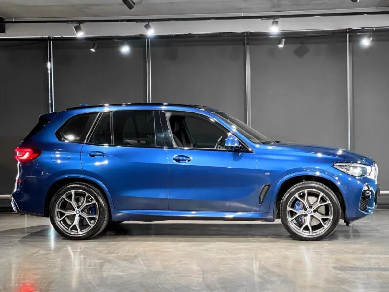 2021 BMW X5 xDrive30d M Sport full