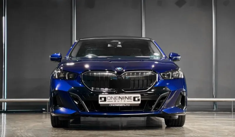 2024 BMW 5 Series 520d M SPORT PRO full