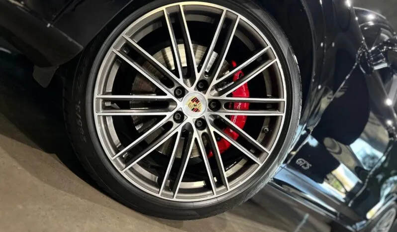 2022 Porsche Cayenne GTS Coupe full
