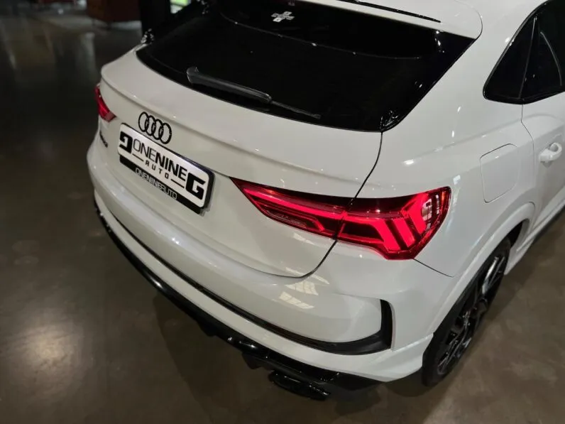 2021 Audi RSQ3 Sportback Quattro full