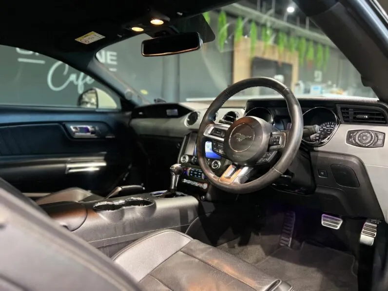 2017 Ford Mustang 5.0 GT Fastback Auto full