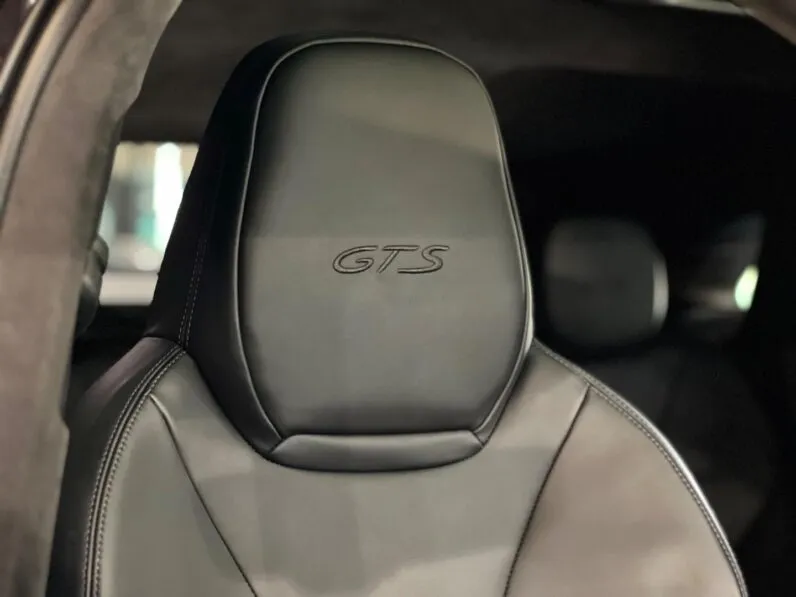 2021 Porsche Cayenne GTS Coupe full
