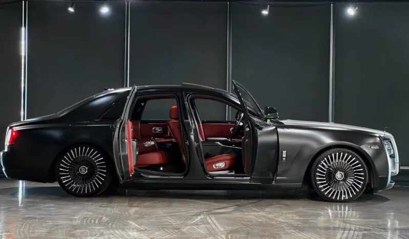 2016 Rolls-Royce Ghost 6.6L full
