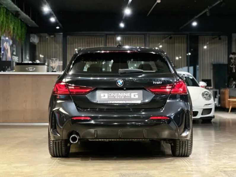 2023 BMW 1 Series 118i M Sport full