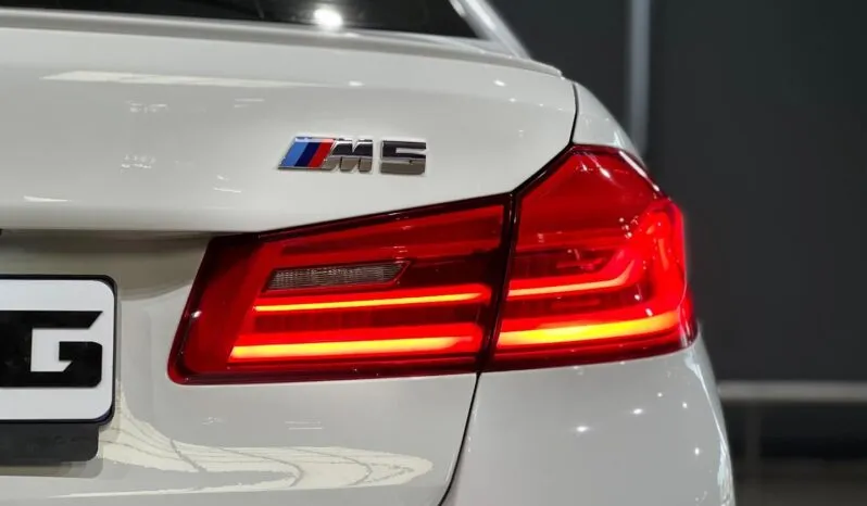 2018 BMW M5 Standard Edition full