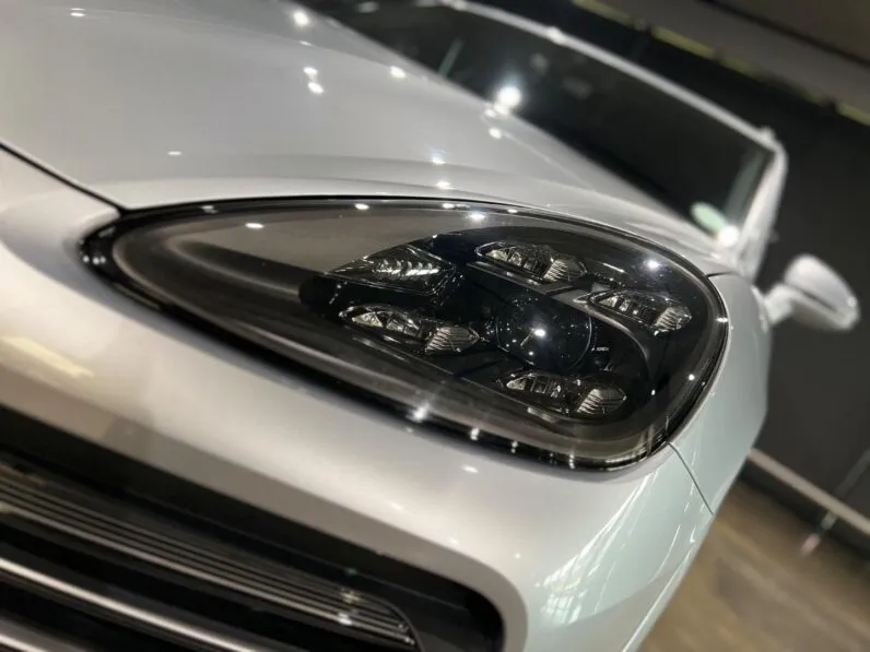 2018 Porsche Cayenne S full