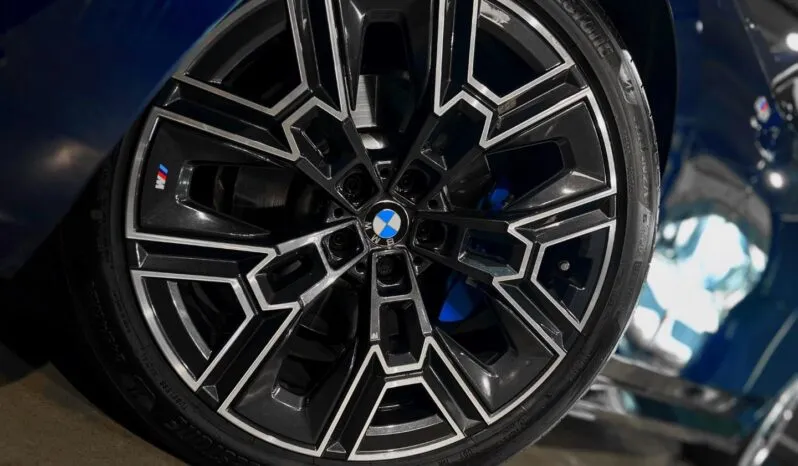 2024 BMW 5 Series 520d M SPORT PRO full