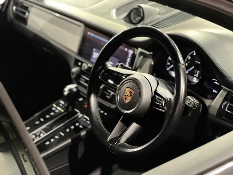 2022 Porsche Macan S full