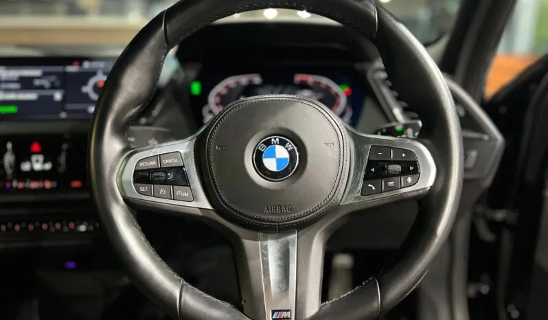 2023 BMW 1 Series 118i M Sport full
