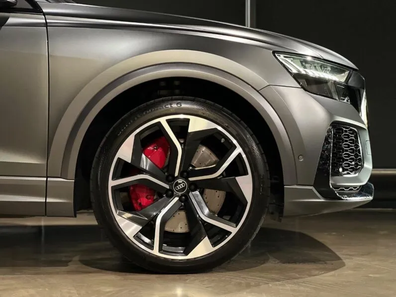 2022 Audi RSQ8 Quattro full