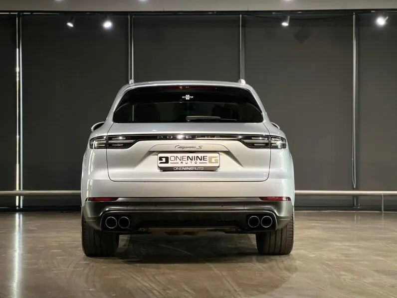 2018 Porsche Cayenne S full