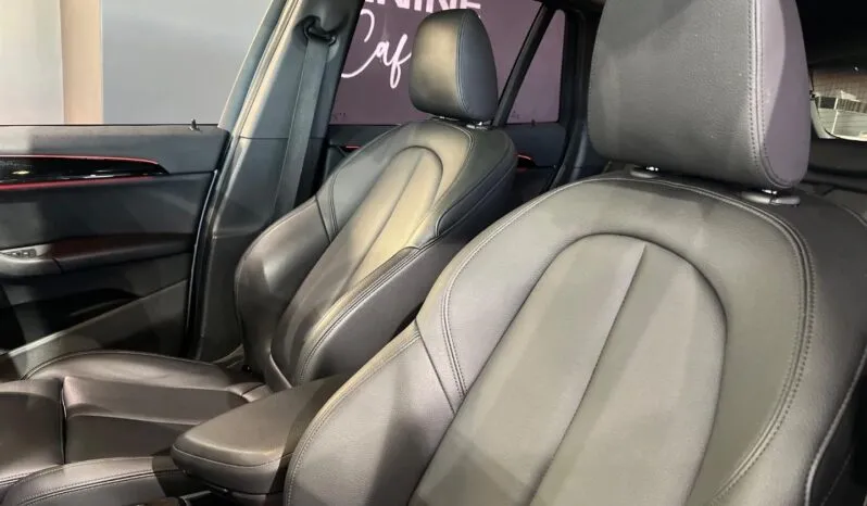 2022 BMW X1 sDrive18i M Sport full