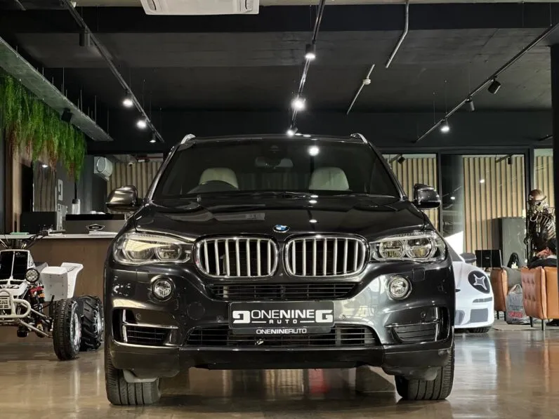2021 BMW X5 xDrive50i Exterior Design Pure Excellence full