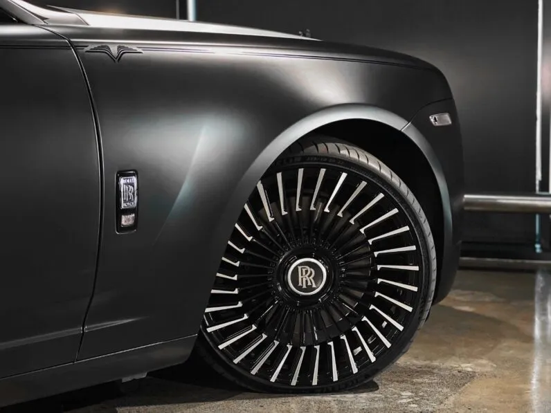 2016 Rolls-Royce Ghost 6.6L full
