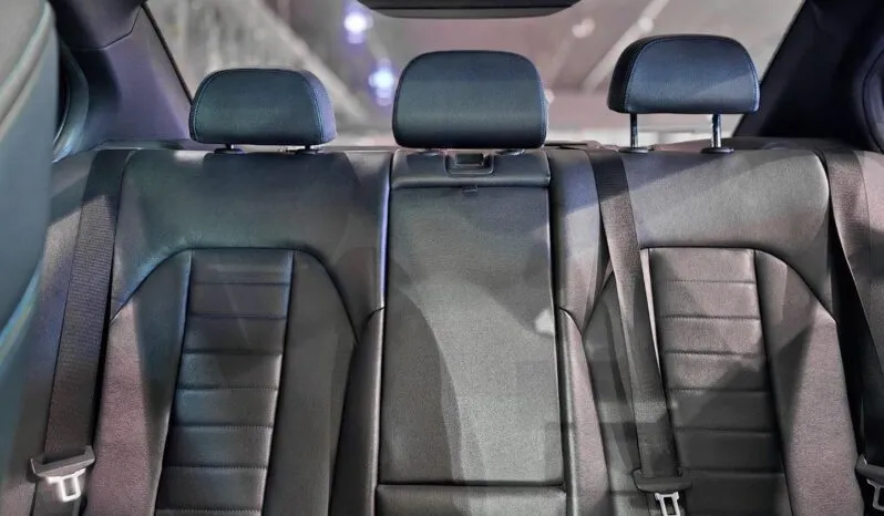 2019 BMW 3 Series 330d M Sport full