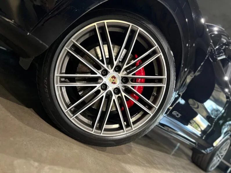 2022 Porsche Cayenne GTS Coupe full