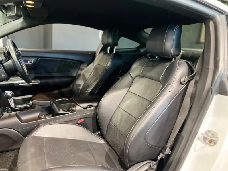2017 Ford Mustang 5.0 GT Fastback Auto full