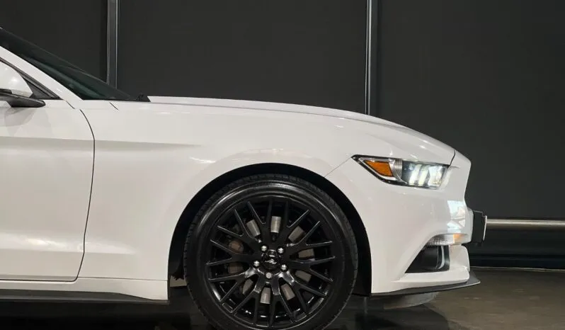2018 Ford Mustang 2.3T Fastback full