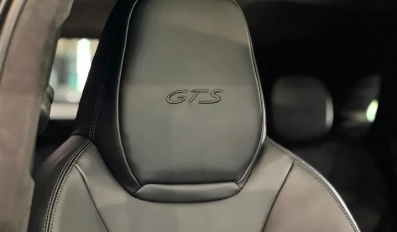 2021 Porsche Cayenne GTS Coupe full