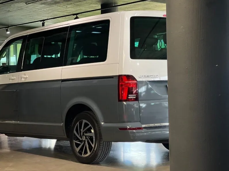2021 Volkswagen Caravelle 2.0BiTDI Highline 4Motion full