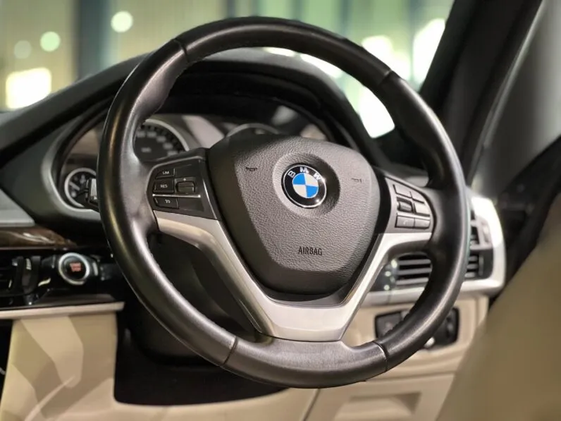 2021 BMW X5 xDrive50i Exterior Design Pure Excellence full