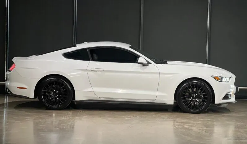 2018 Ford Mustang 2.3T Fastback full