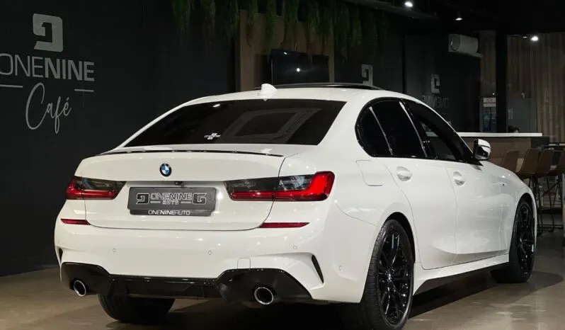 2019 BMW 3 Series 330d M Sport full