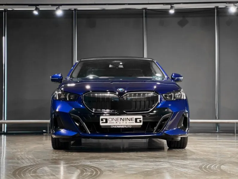 2024 BMW 5 Series 520d M SPORT PRO full
