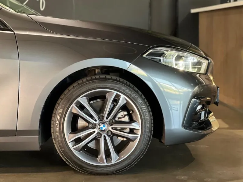 2021 BMW 1 Series 118d full