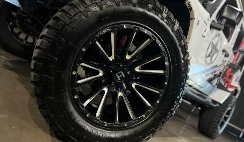 2017 Jeep Wrangler Unlimited 3.6L Sahara full